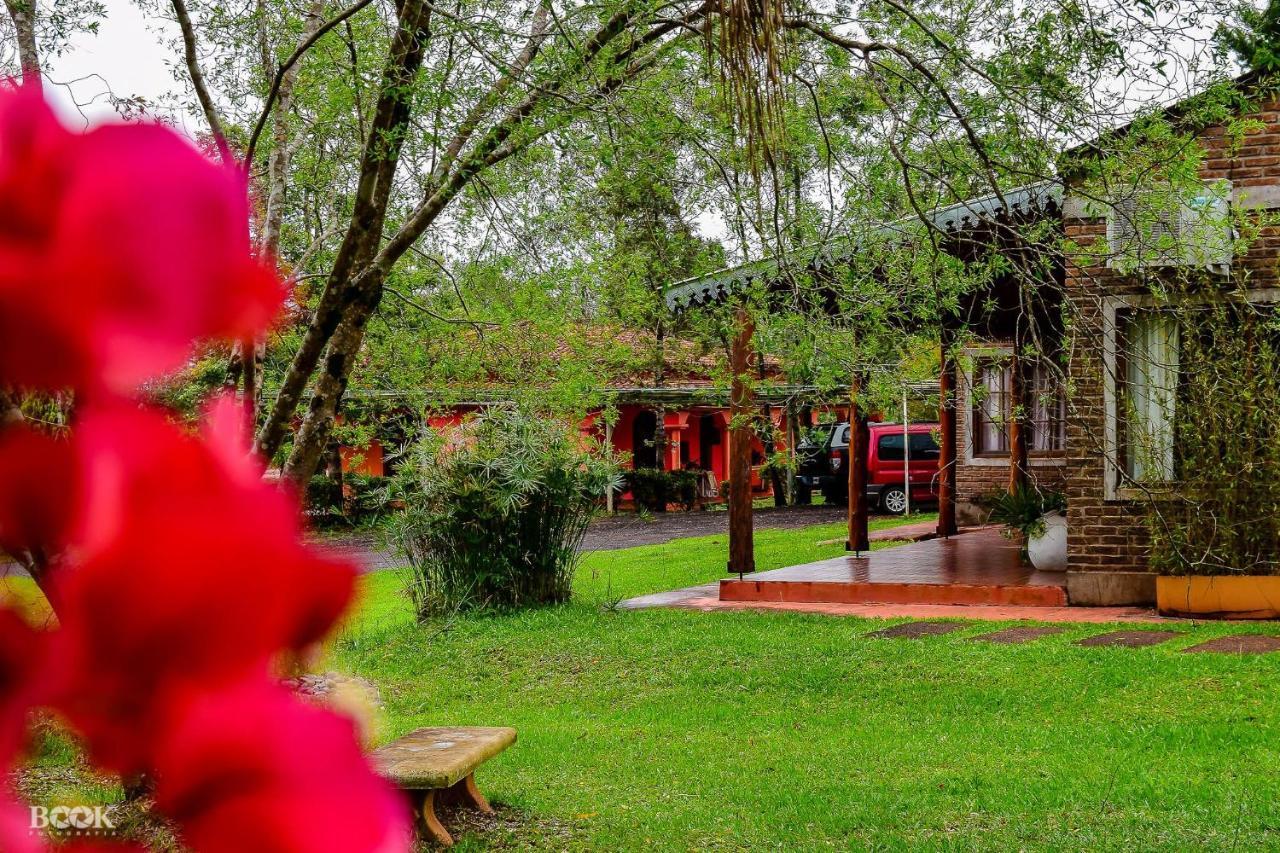 Hotel Las Azaleas Jardín América المظهر الخارجي الصورة
